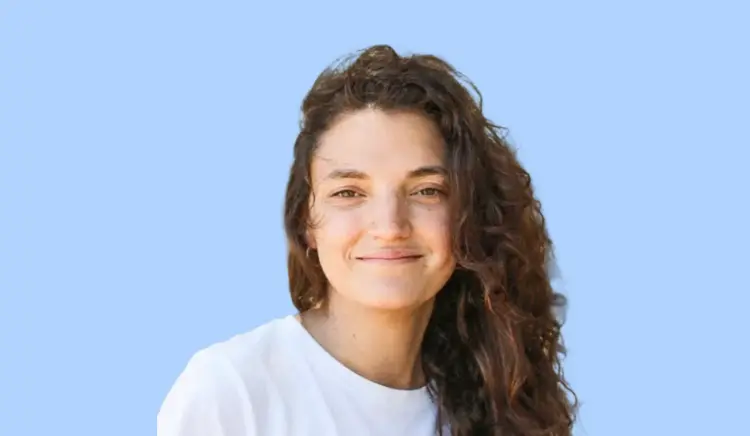 Clara Serrano